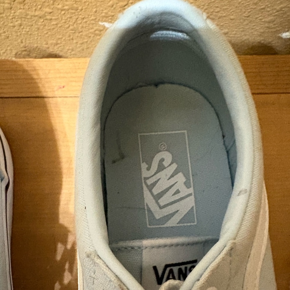 Light Blue Old Skool Vans Size 6 or 7 - Picture 2 of 4